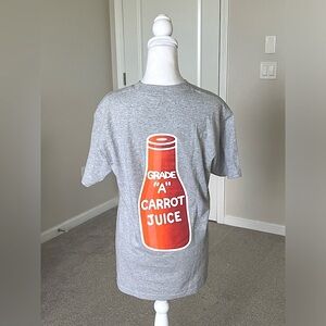 NWOT Mens Anwar Carrots Juice x Urban Outfitters TShirt Size Medium Color Gray